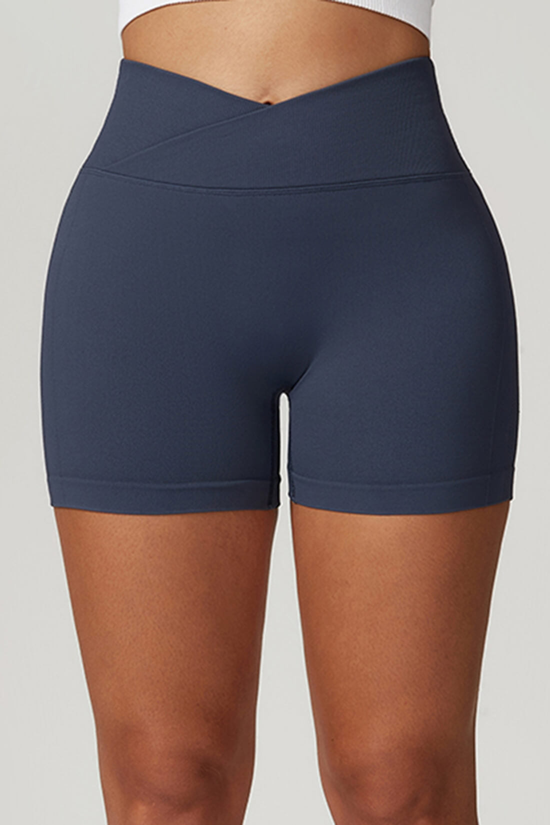 Shorts Seamless Cintura V: Desempenho e Elegância Definidos!